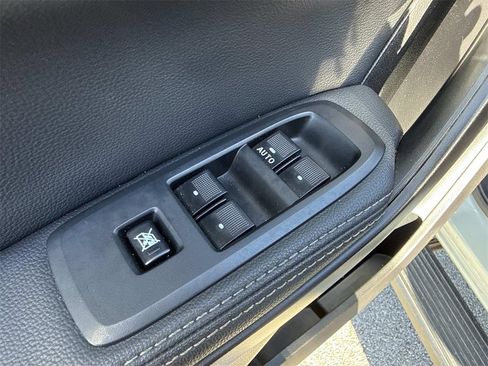 Used 2021 Ford Ranger Lariat w/ Equipment Group 501A High image 11