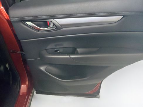Used 2020 MAZDA CX-5 Touring FWD image 30