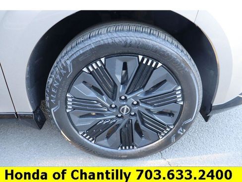 Used 2025 Nissan Murano Platinum image 28