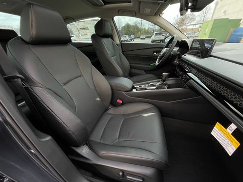 Used 2025 Honda Accord EX-L image 33