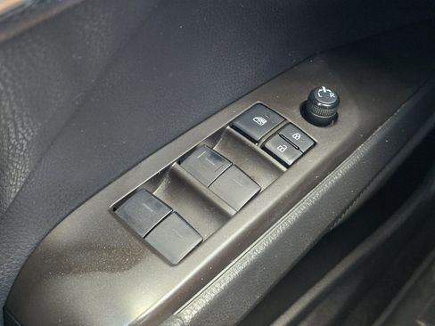 Used 2021 Toyota Camry SE w/ Convenience Package FWD image 23