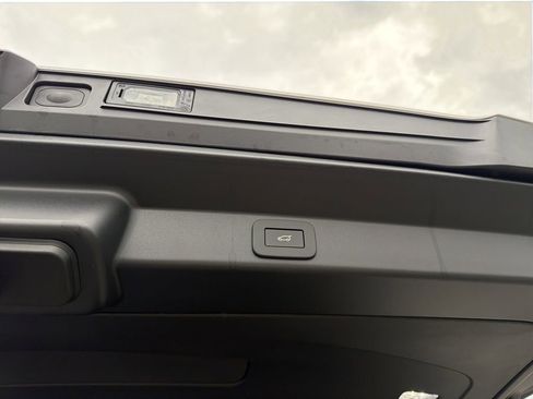 New 2026 Land Rover Range Rover Sport Dynamic SE image 13