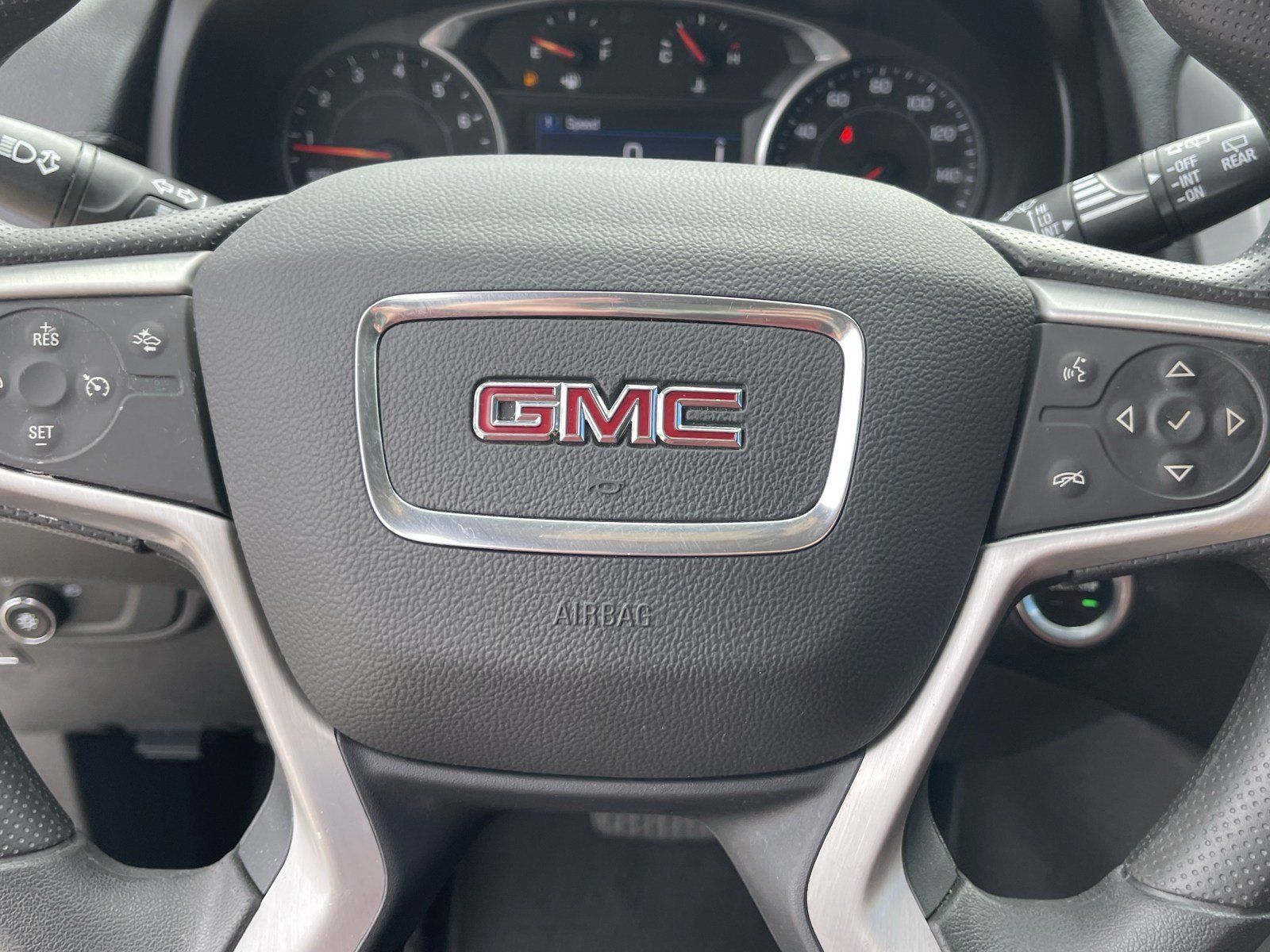 Used 2022 GMC Terrain SLE w/ Driver Convenience Package AWD/4WD image 20