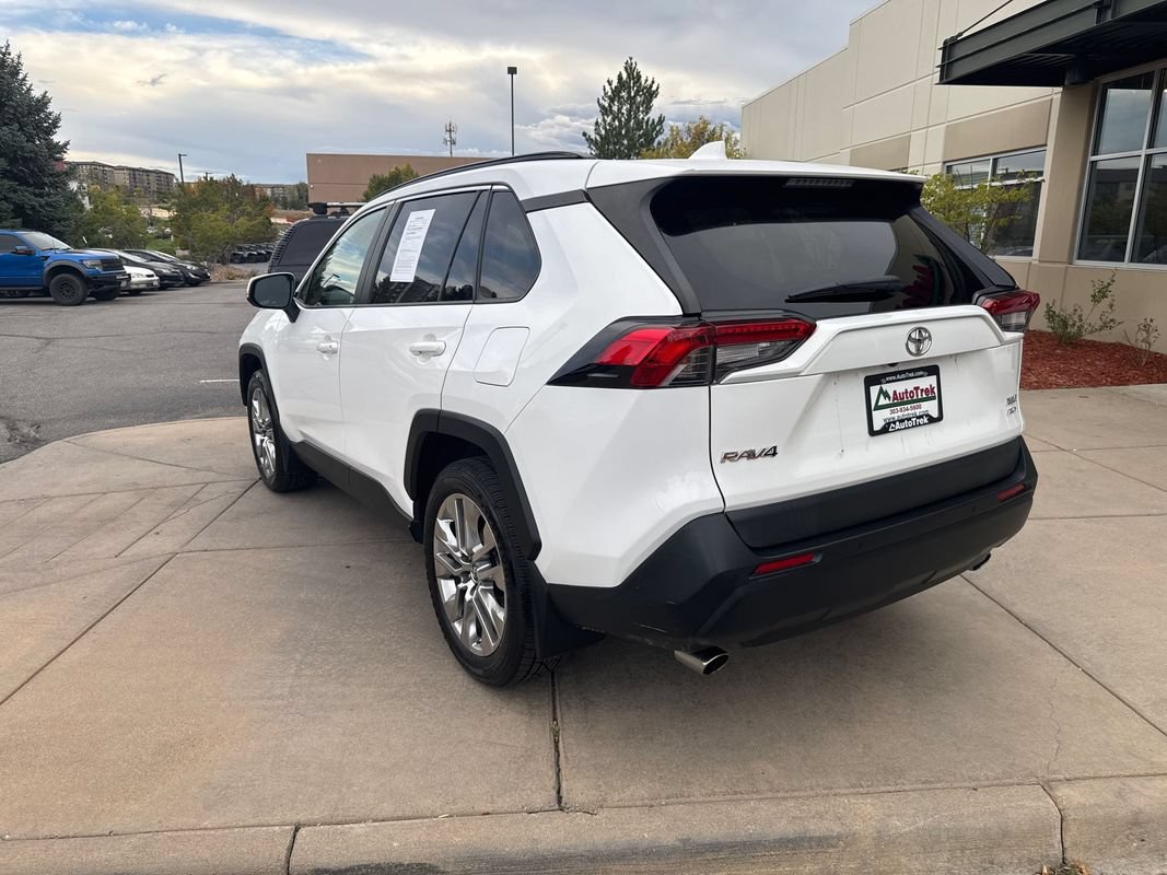 Used 2019 Toyota RAV4 XLE Premium w/ Advanced Technology Package AWD/4WD image 9