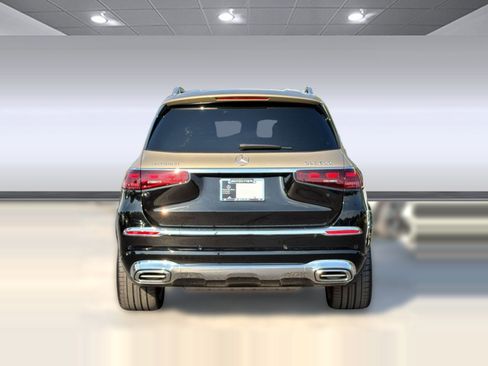 Certified 2024 Mercedes-Benz Maybach GLS 600 4MATIC image 10