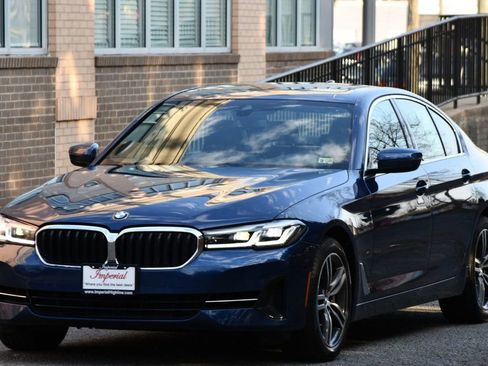 Used 2021 BMW 540i xDrive 540i xDrive w/ Luxury Seating Package image 3