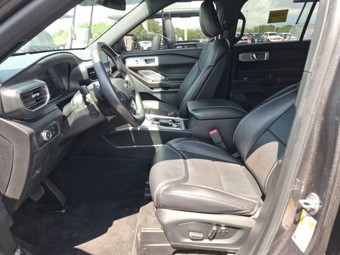 Used 2020 Ford Explorer ST w/ ST Street Pack AWD/4WD image 2
