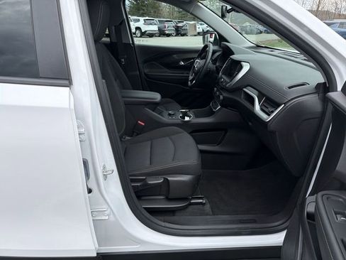 Used 2024 GMC Terrain SLE w/ Driver Convenience Package AWD/4WD image 29