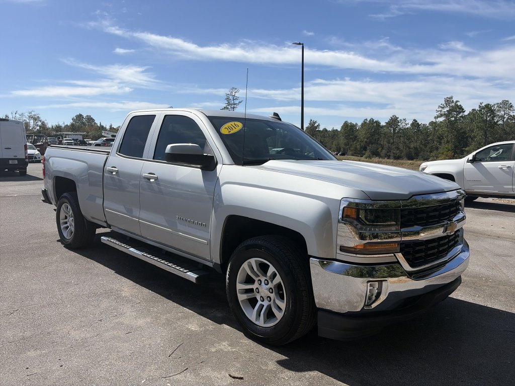 Used 2016 Chevrolet Silverado 1500 LT w/ All Star Edition RWD image 9