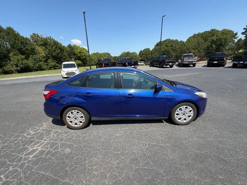 Used 2012 Ford Focus SE FWD image 11