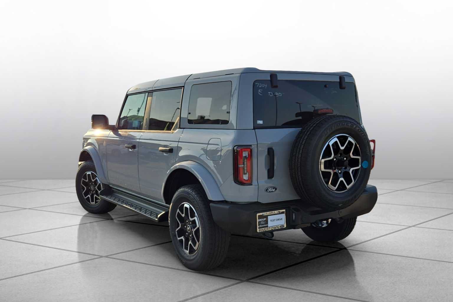 New 2026 Ford Bronco Outer Banks AWD/4WD image 13