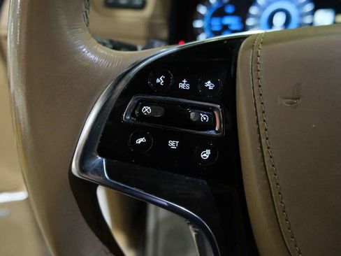Used 2020 Cadillac Escalade ESV Platinum AWD/4WD image 40