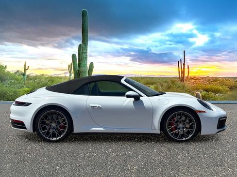Used 2021 Porsche 911 Carrera S RWD image 6