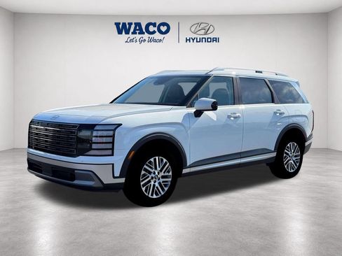 Used 2026 Hyundai Palisade SEL FWD image 2