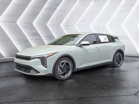 New 2026 Kia K4 EX FWD image 1