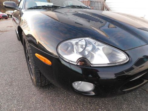 Used 2002 Jaguar XK8 Convertible image 23