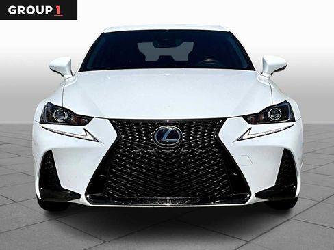 Used 2020 Lexus IS 350 F Sport w/ F Sport Package RWD image 4