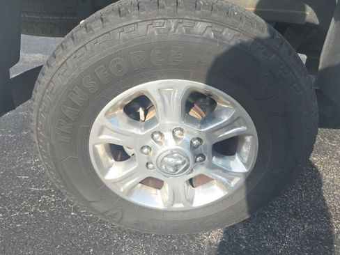 Used 2021 RAM 2500 Big Horn w/ Level 1 Equipment Group AWD/4WD image 28