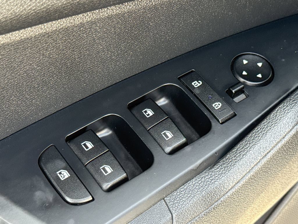 Used 2024 Kia Sportage LX FWD image 19
