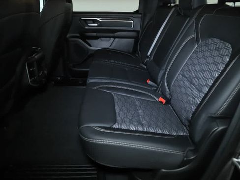 Used 2022 RAM 1500 Big Horn AWD/4WD image 14