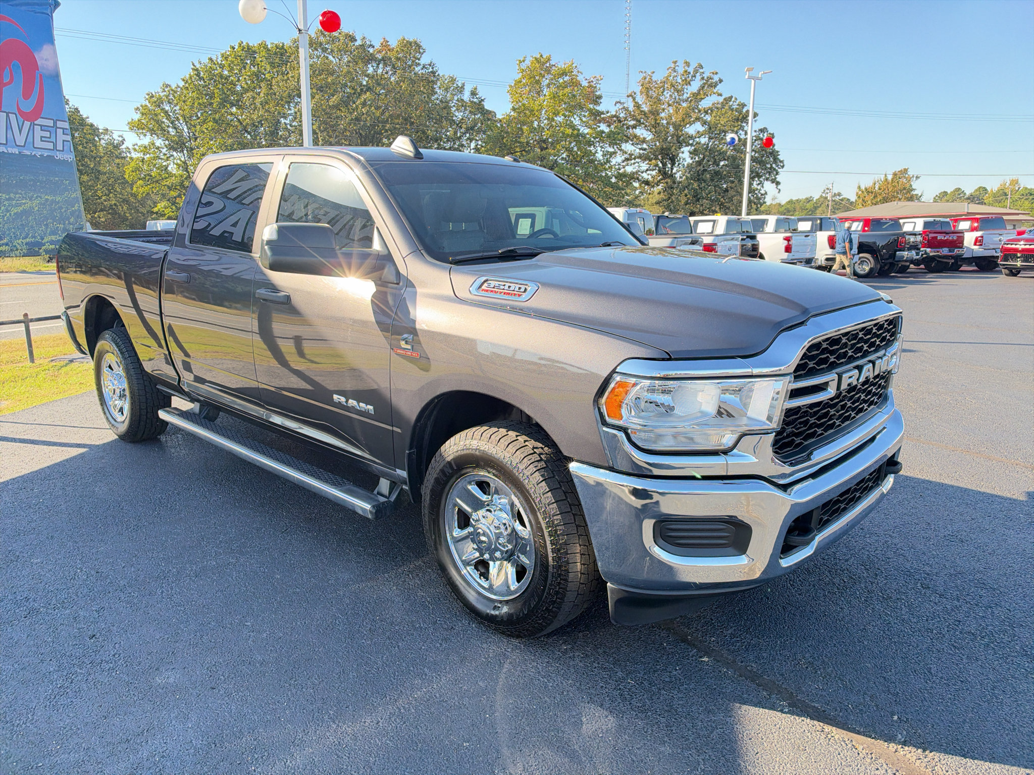 Used 2022 RAM 3500 Tradesman RWD image 3
