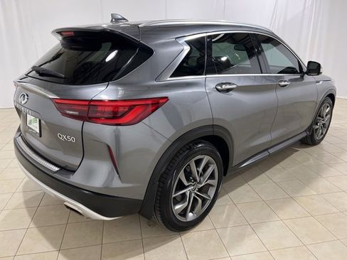 Used 2021 INFINITI QX50 Autograph w/ Premium White Leather Package image 5