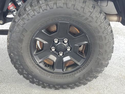 Certified 2021 Jeep Gladiator Mojave AWD/4WD image 7