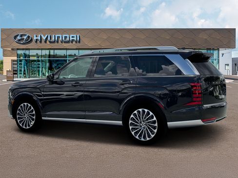 New 2026 Hyundai Palisade Calligraphy FWD image 4