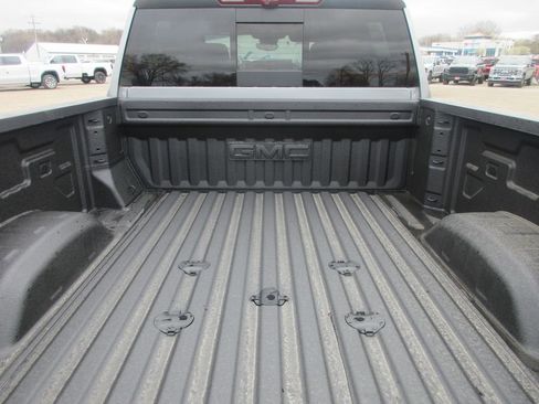 New 2026 GMC Sierra 2500 AT4 w/ AT4 Premium Plus Package image 7