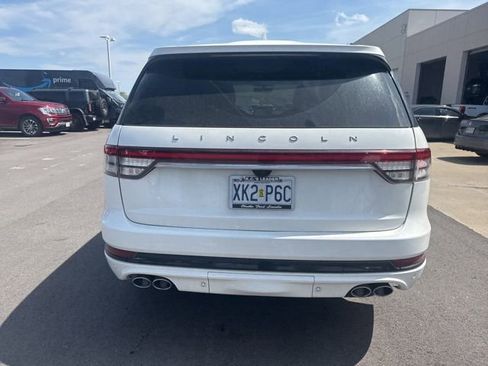 Used 2024 Lincoln Aviator Reserve w/ Equipment Group 201A image 4