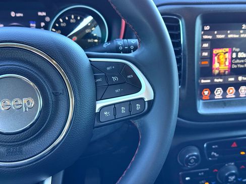 Used 2021 Jeep Compass Trailhawk image 23