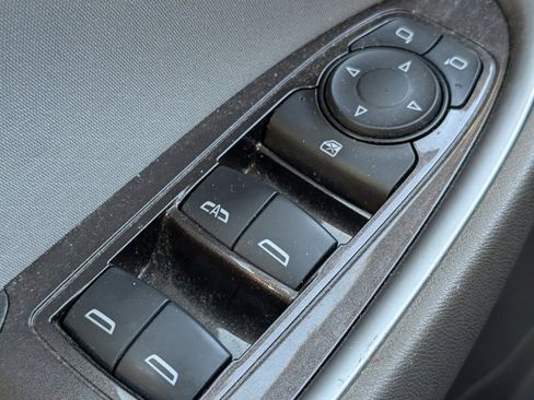 Used 2023 Chevrolet Malibu LT image 16