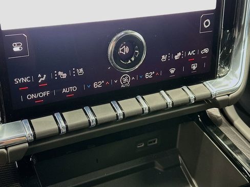 New 2026 GMC Yukon Elevation w/ Elevation Premium Package RWD image 16