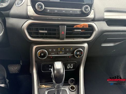 Used 2020 Ford EcoSport SE w/ SE Convenience Package image 22