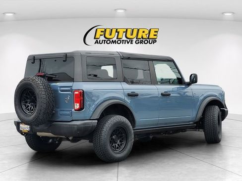 Used 2023 Ford Bronco Black Diamond image 4
