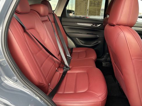 Certified 2023 MAZDA CX-5 Carbon Edition image 25