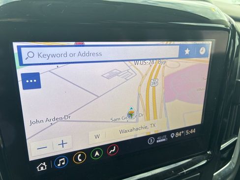 Used 2021 Chevrolet Traverse LT w/ LT Premium Package image 14