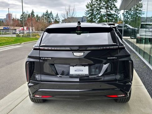 Used 2026 Cadillac Lyriq Premium Sport AWD/4WD image 4