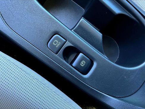 Used 2023 Toyota Corolla LE image 33