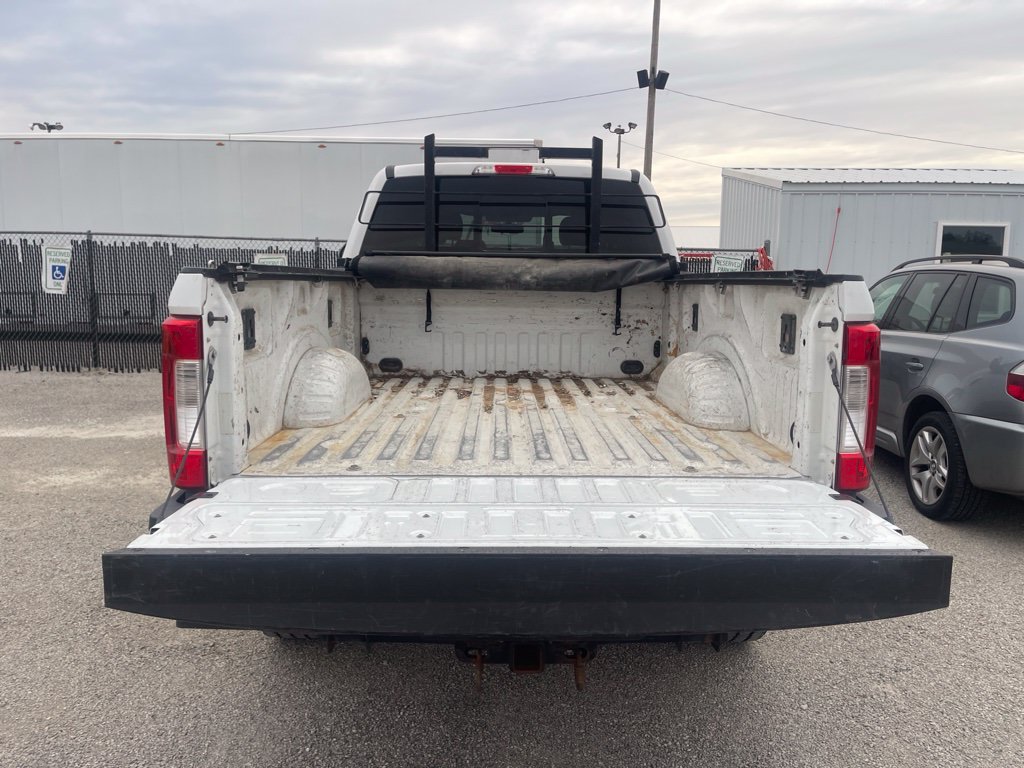 Used 2018 Ford F250 Lariat w/ Chrome Package AWD/4WD image 9