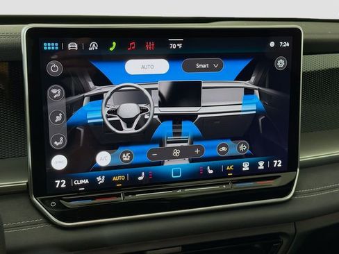 New 2026 Volkswagen Tiguan SE R-Line image 17