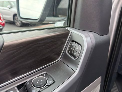Used 2025 Ford F150 Lariat w/ Equipment Group 501A Mid AWD/4WD image 11