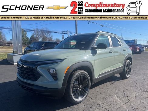 New 2026 Chevrolet TrailBlazer LT w/ Midnight Edition AWD/4WD image 1