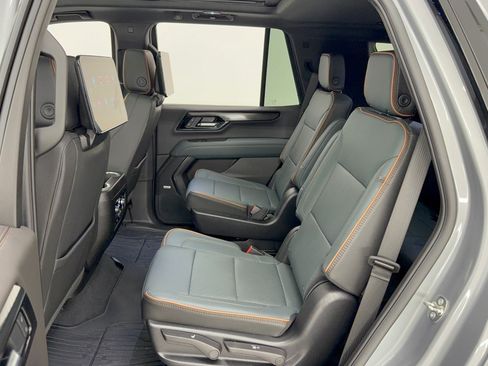 Used 2026 GMC Yukon AT4 w/ AT4 Premium Plus Package AWD/4WD image 25