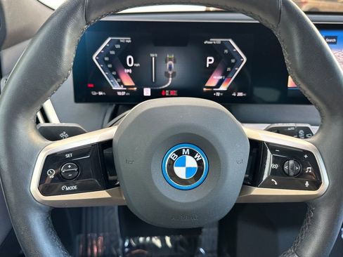 Used 2023 BMW iX xDrive50 image 26