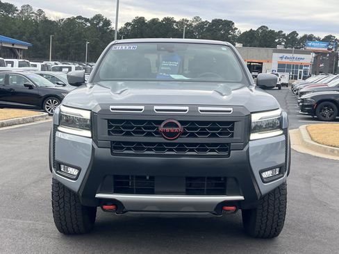 Used 2025 Nissan Frontier PRO-4X image 26