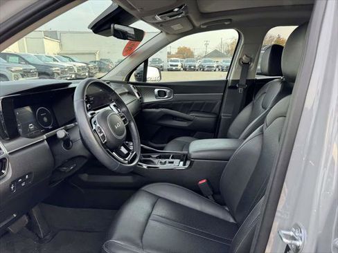 Used 2023 Kia Sorento SX image 11
