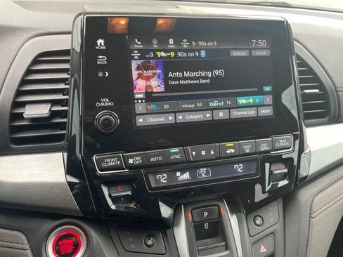 Used 2022 Honda Odyssey EX-L image 17