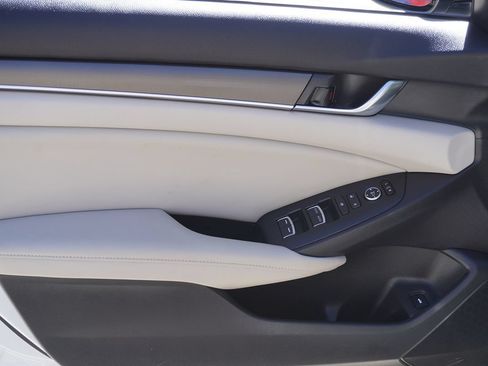 Used 2020 Honda Accord LX image 21