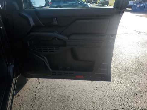 Used 2024 Toyota Tacoma SR image 28